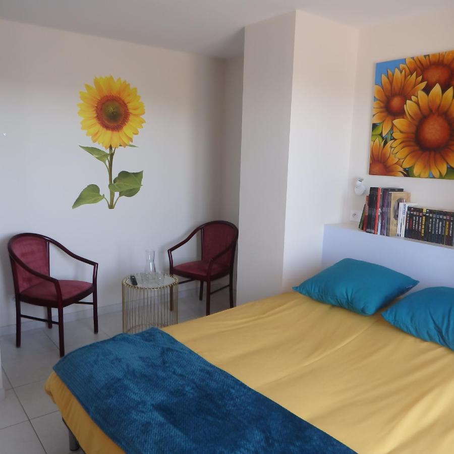 L'Oustal Des Fontanilles Bed and Breakfast Castelnaudary Exteriör bild